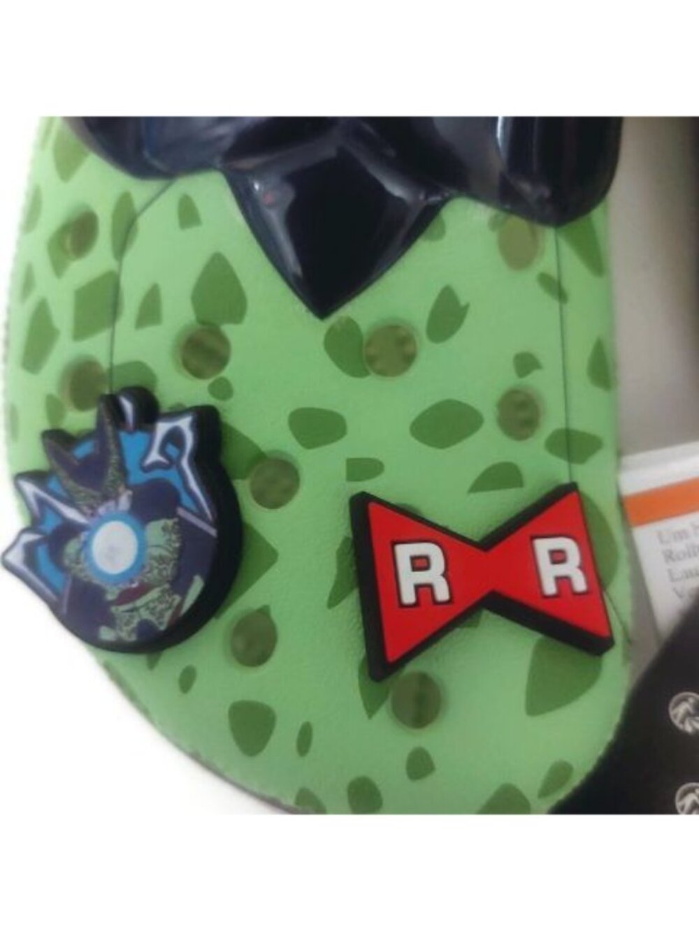 CROCS Dragon Ball Z Cell Classic Clog Mens 7 Womens 9 Sandals Croslite Green NWT - Picture 7 of 12